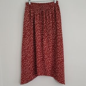 Simply Vera Asymmetrical Midi Animal Print Skirt/Size M (NWT)